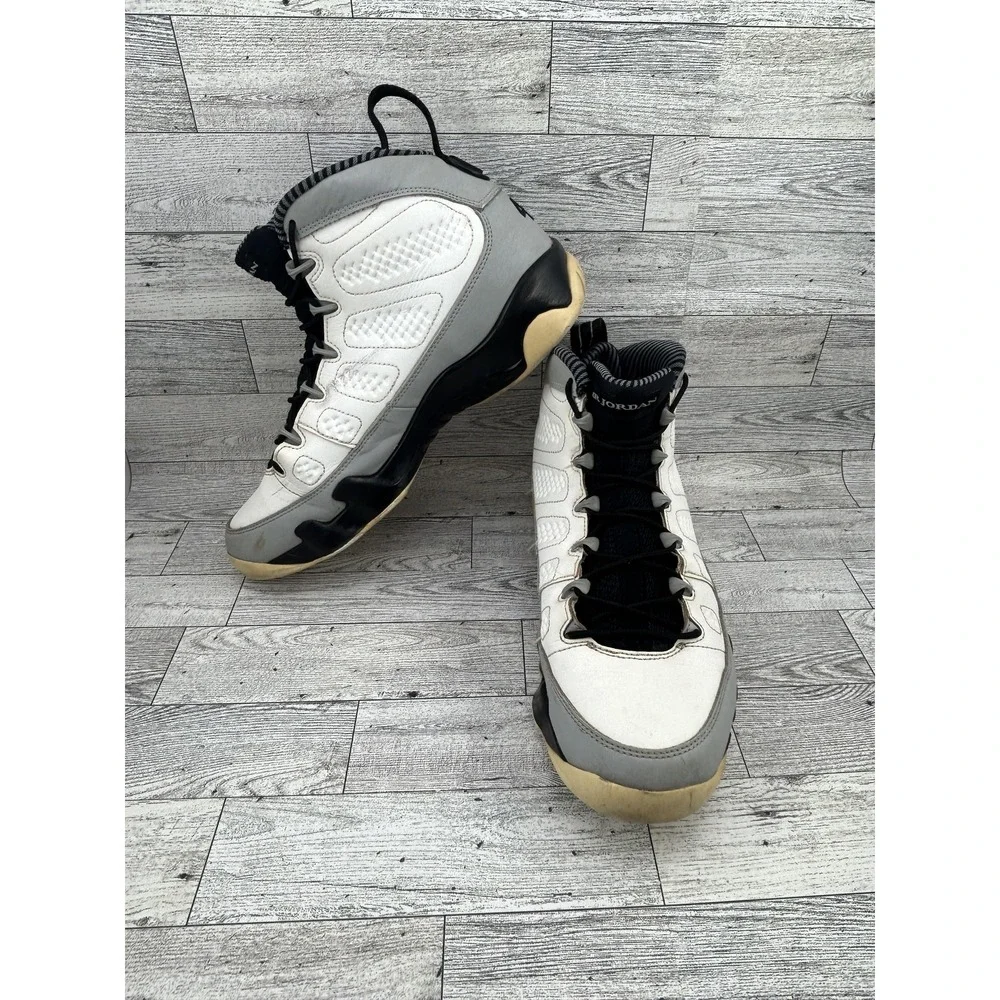 Air Jordan 9 Retro Shoes Mens Size 9 White Black Wolf Grey 302370-106 Basketball